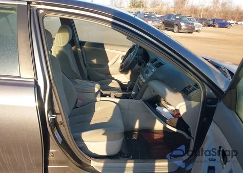 2007 Toyota Camry Le из США, поврежденный, VIN 4T1BE46K67U175135